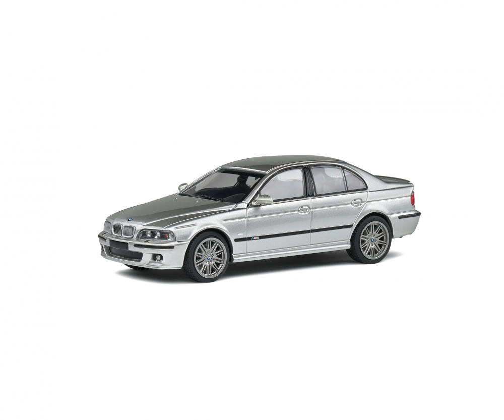Solido 421436830 1:43 BMW M5 E39 silber 1:43