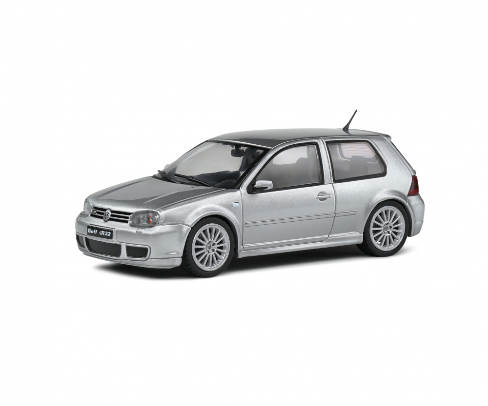 Solido 421437670 1:43 VW Golf R32 2003 silb 