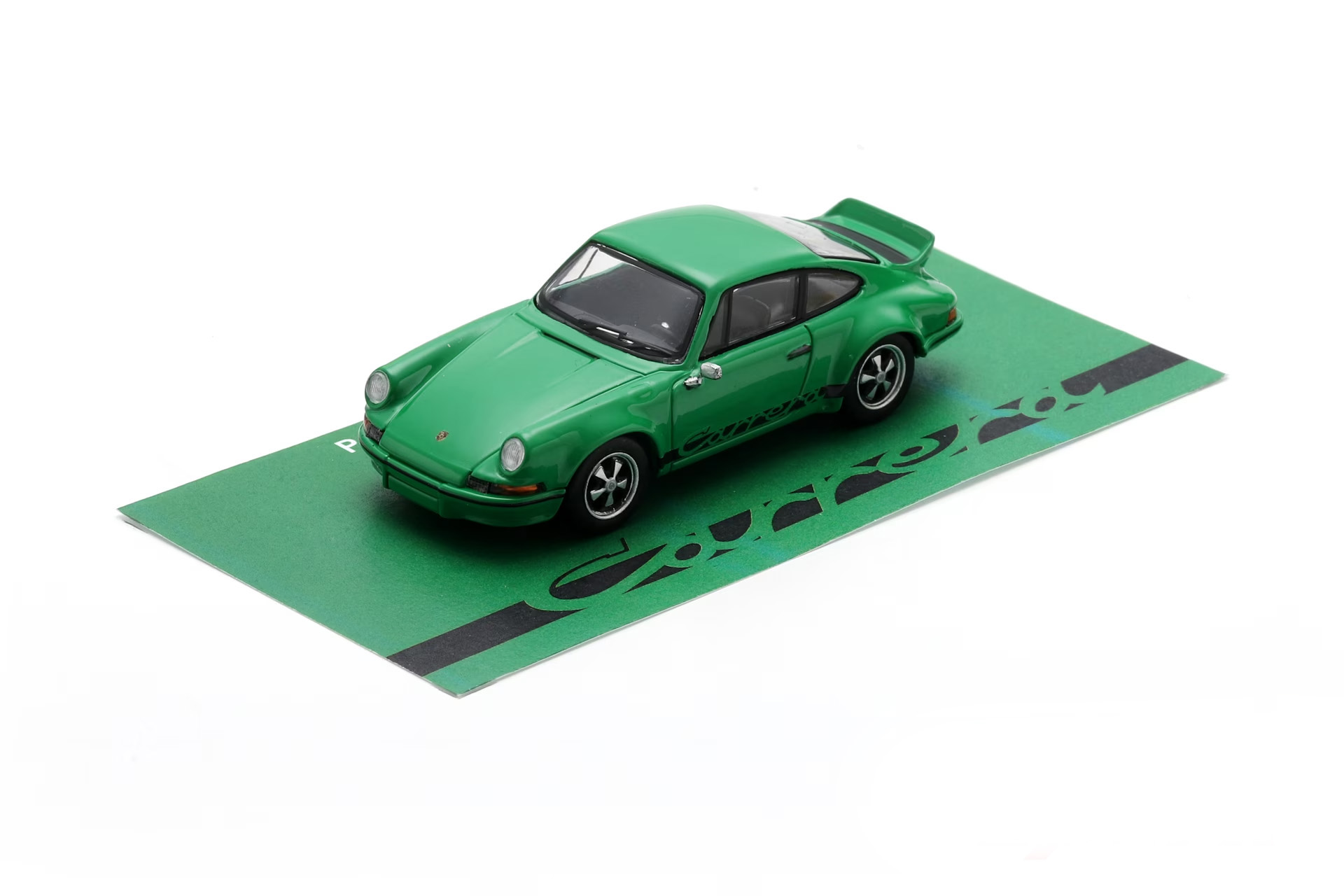 Spark 64SP007-B Porsche 911 2.8 RSR - Green with black stripe 1:64