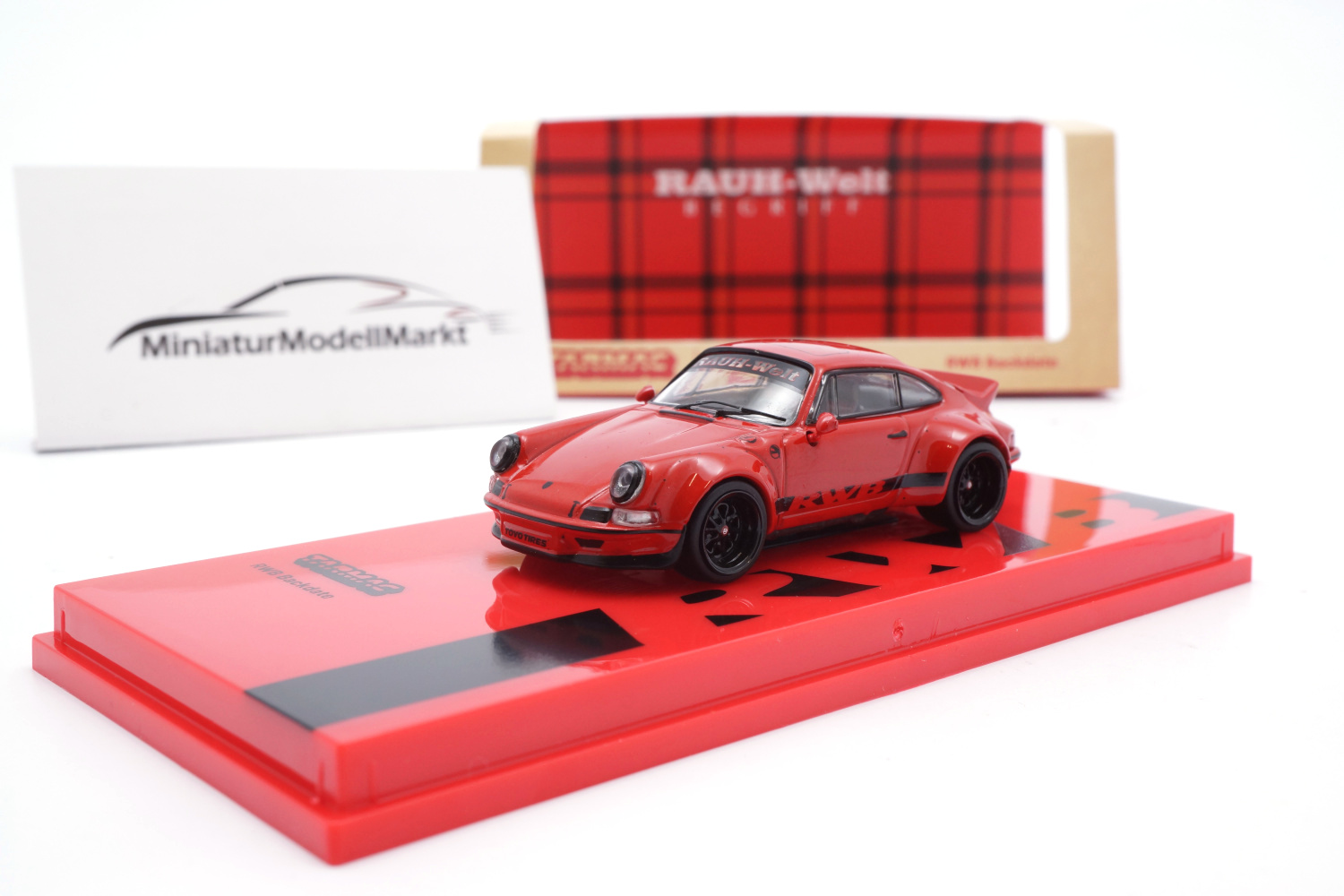 Tarmac T64-046-RE Porsche 911 (930) RWB Backdate - Red - Hobby64 1:64