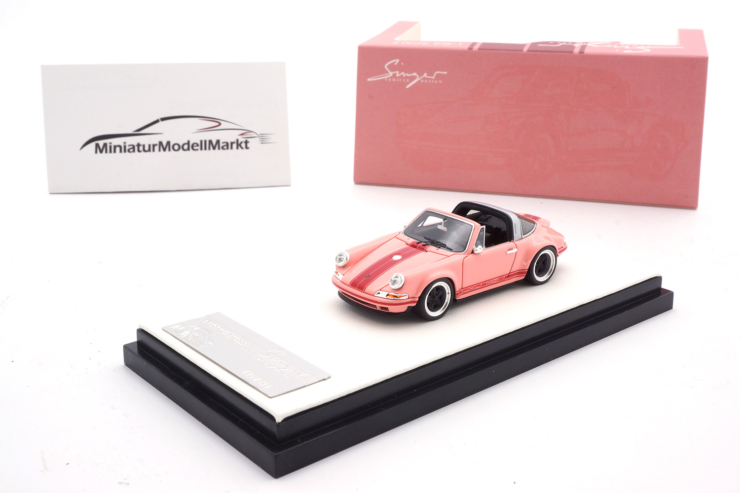 Timothy & Pierre TP911S-05 Porsche 911 Targa - Singer - Pink 1:64