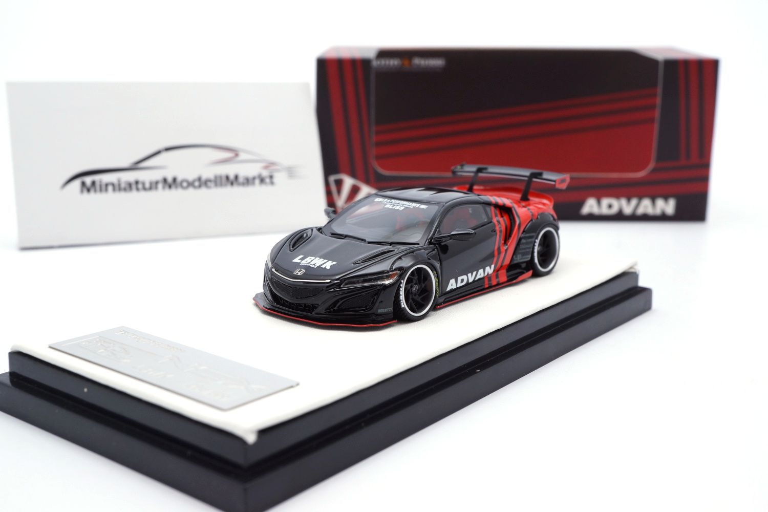 Timothy & Pierre TPLBWK-09 Honda NSX - Liberty Walk - Advan 1:64