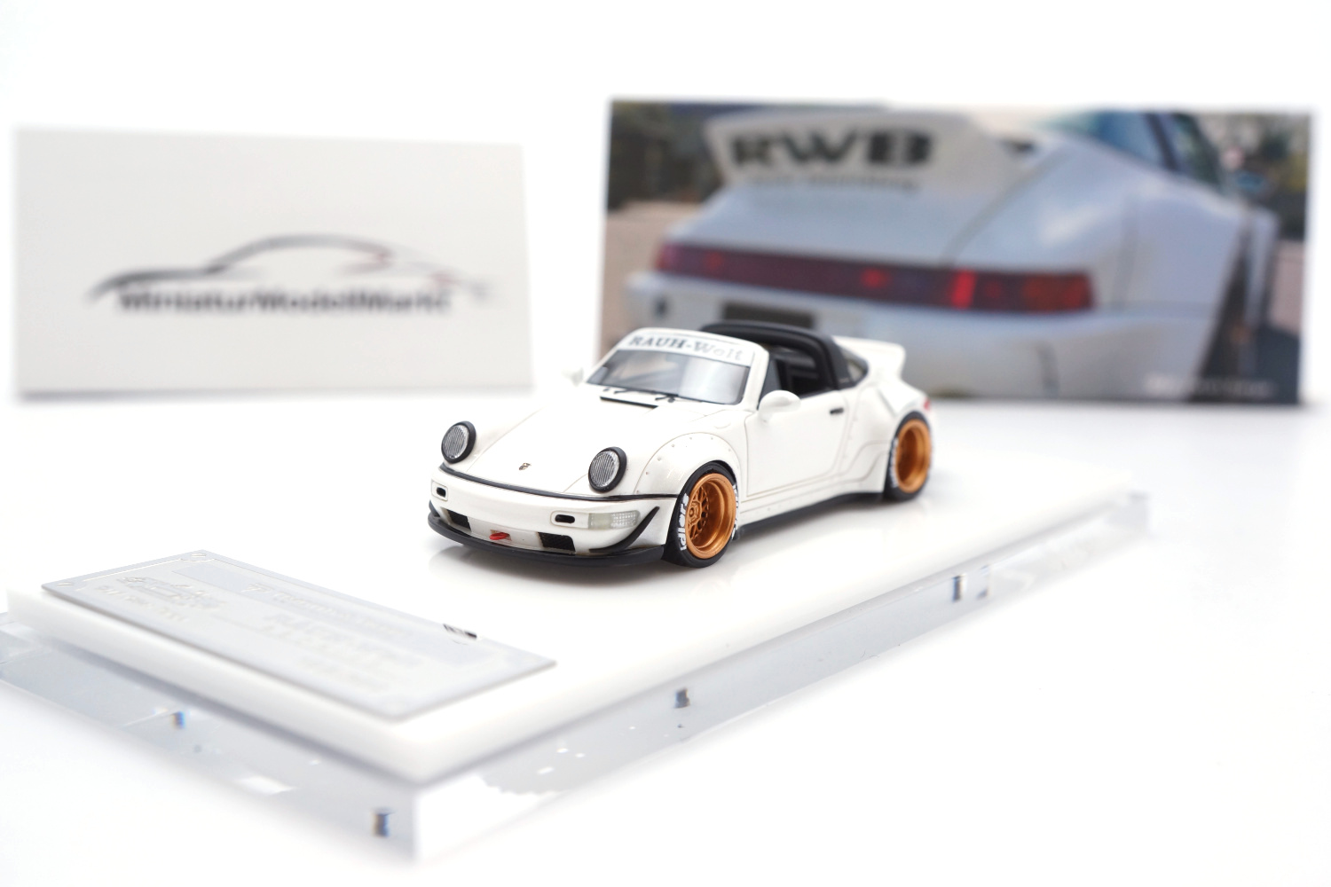 Timothy & Pierre TPRWB-16 Porsche 911 (964) Targa - RWB - Weiss/Gold 1:64