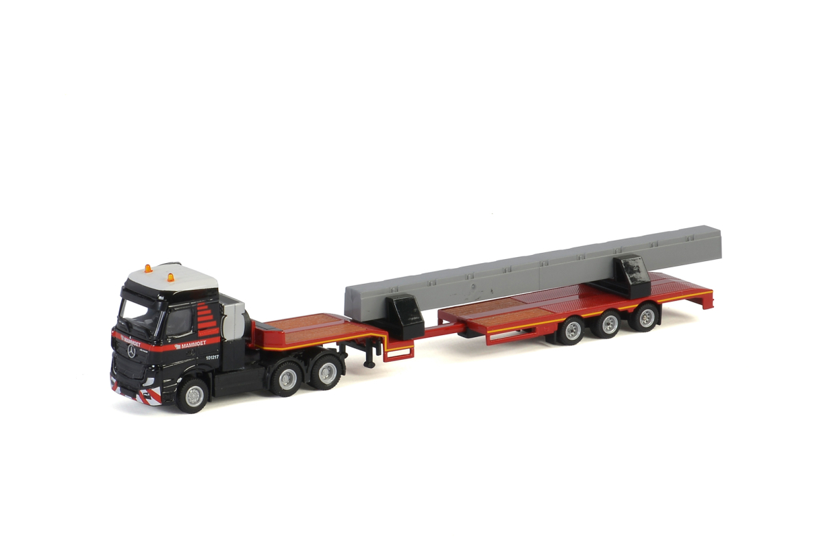 WSI 900036 MB Actros MP4 Big Space 6x4 Tieflader mit Ladung 