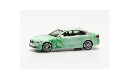 Herpa 936798 BMW 5er Limousine (grün/marmoriert Fahrzeug) 1:87