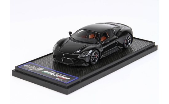 BBR BBRC251B Maserati MC20 2020 - Nero Enigma - Gloss Black roof 1:43