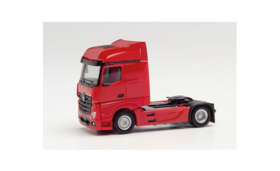 Herpa 309189-003 Mercedes-Benz Actros `18 Bigspace Zugmaschine, rot / red 1:87