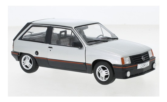 WhiteBox 124136-O Opel Corsa A SR, silber, 1985 1:24
