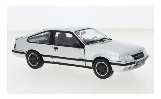 WhiteBox 124156-O Opel Monza A2 GSE, silber, 1983 1:24