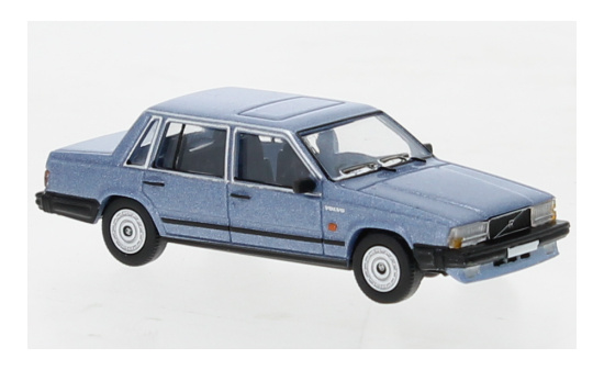 PCX87 PCX870661 Volvo 740, metallic-hellblau, 1984 1:87