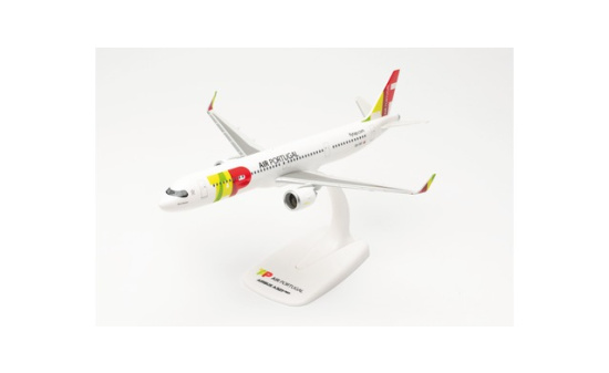 Herpa 613835 TAP Air Portugal Airbus A321LR CS-TXF 