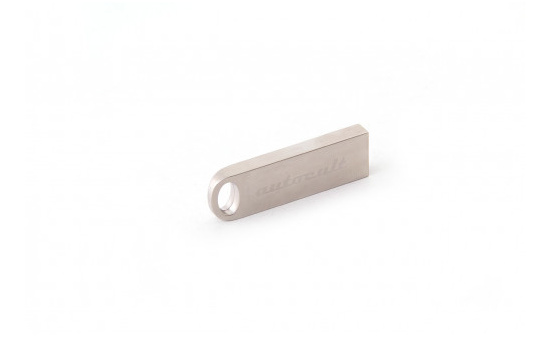 Autocult 99123 digitales Jahrbuch 2023 (USB-Stick) inkl. Jahresmodell 23 1:43