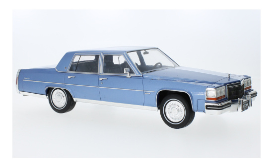 MCG MCG18252 Cadillac Fleetwood Brougham - hellblau (Metallic) 1:18