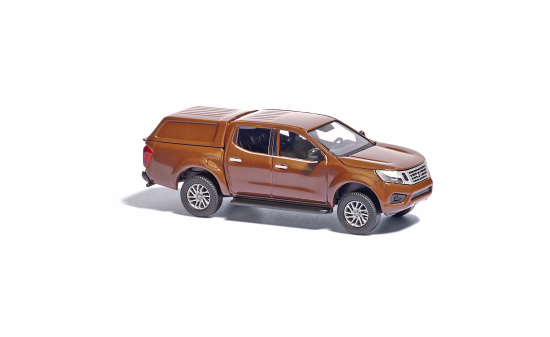 Busch 53706 Nissan Navara/Hardtop, Braun - Vorbestellung 1:87