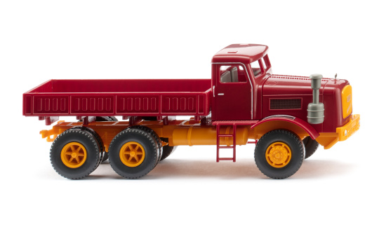 Wiking 085132 Schwerlastzugmaschine (Kaelble) - purpurrot 1:87