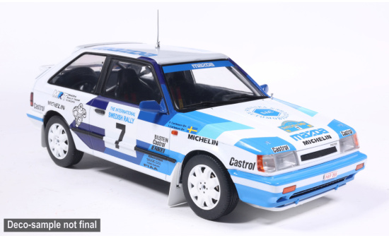 MCG MCG18588R Mazda 323 4WD Turbo - Rally Schweden - I.Carlsson - P.Carlsson - Vorbestellung 1:18