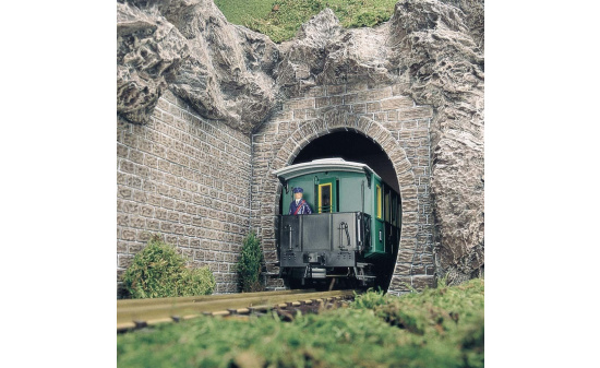 Busch 8610 2 Tunnelportale I/G 1:32