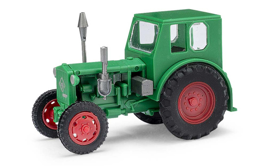 Busch 210006400 Traktor Pionier grün - Vorbestellung 1:87