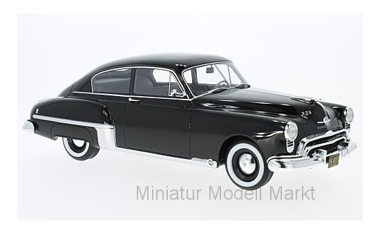 BoS-Models 266 Oldsmobile Rocket 88, schwarz, 1949 1:18