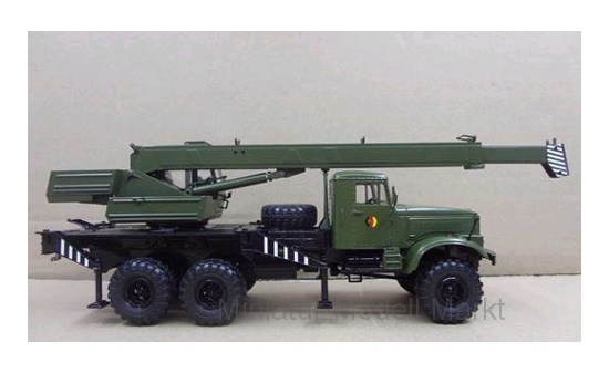 Premium ClassiXXs 47040 KrAZ 255, oliv, NVA, Kranwagen 1:43