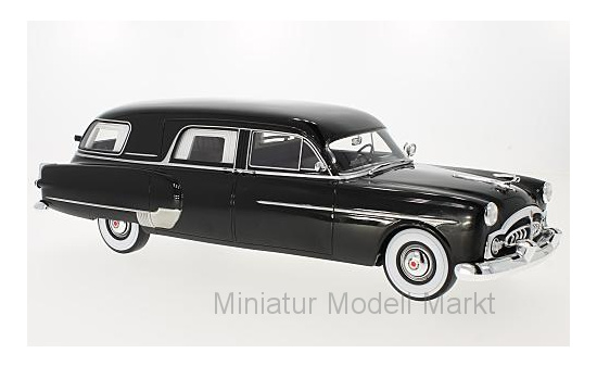 BoS-Models 342 Packard Henney Hearse, schwarz, 1952 1:18