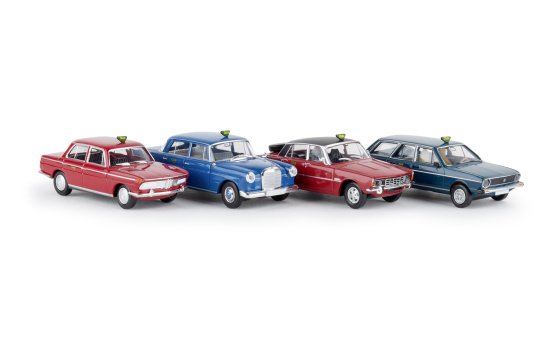 Brekina 90467 Set 4 PKW, Taxa (DK), 4er Set , ohne Vitrine 1:87