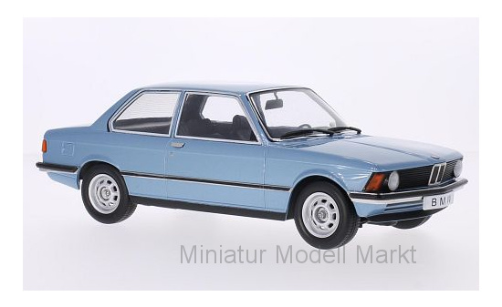 KK-Scale 180042 BMW 318i (E21), metallic-hellblau, Türen und Hauben sind nicht zu öffnen, 1975 1:18