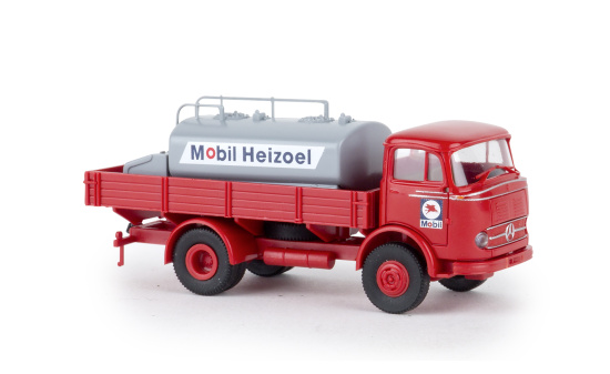 Brekina 48030 Mercedes LP 328, Mobil Heizoel, Pritsche mit Tank 1:87