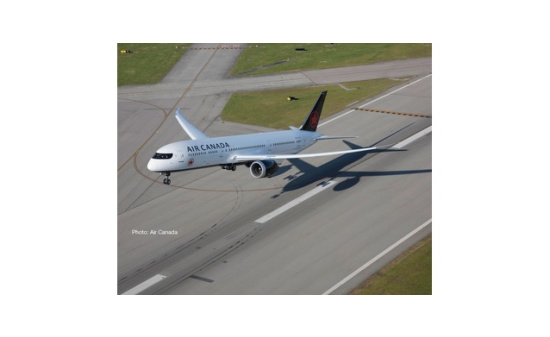 Herpa 612326 Air Canada Boeing 787-9 Dreamliner 1:200