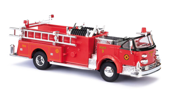 Busch 46030 LaFrance Pumper offen 1:87