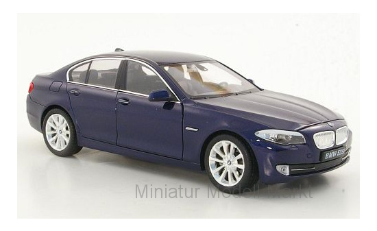 Welly 24026MET-BLUE BMW 535i (F10), metallic-dunkelblau 1:24