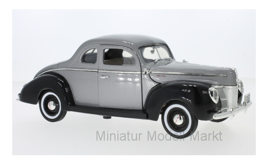 Motormax 73108GREYBLACK Ford Deluxe, metallic-grau/schwarz, 1940 1:18