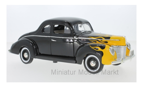 Motormax 73108BLACKFLAMES Ford Deluxe, schwarz/Dekor, 1940 1:18
