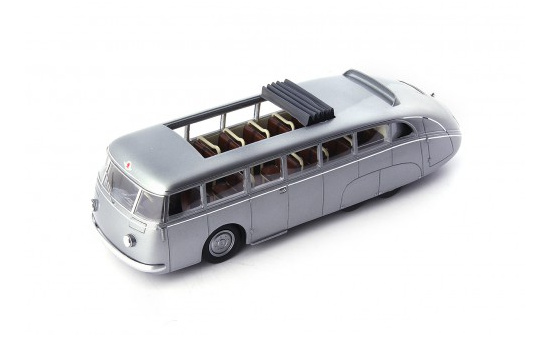 Autocult 10005 Skoda 532 Autobahnbus, silber-metallic 1:43