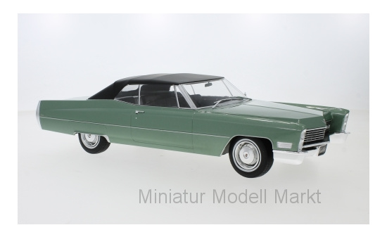 KK-Scale 180315 Cadillac DeVille Convertible, metallic-hellgrün/schwarz, mit Softtop, 1967 1:18