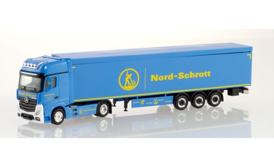 Herpa 936583 Mercedes-Benz A´11 Giga Space Schubboden-Sattelzug 