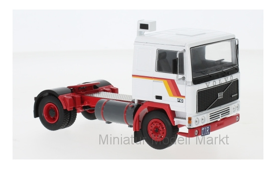 IXO TR038 Volvo F10, weiss/rot, 1983 1:43