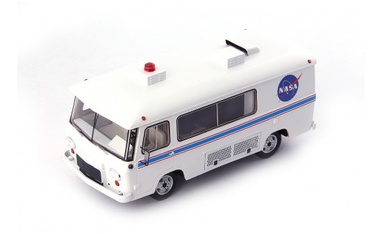 Autocult 10006 Clark Cortez Astronaut Van 