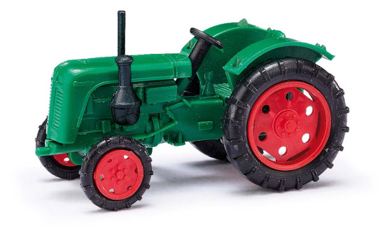Busch 211006700 Traktor Famulus grün/rot - Vorbestellung 1: