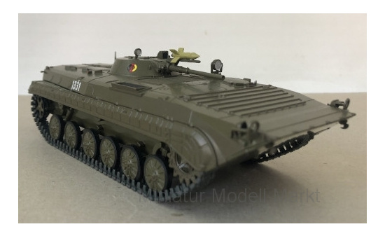 Premium ClassiXXs 47108 Panzer BMP-1, NVA 1:43