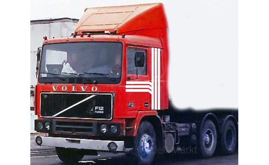 Premium ClassiXXs 47109 Volvo F 12, rot - Vorbestellung 1:43