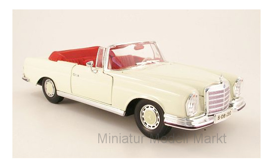 Maisto 531811BEIGE Mercedes 280 SE (W111) Cabriolet, hellbeige, 1966 1:18