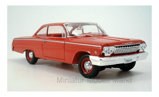 Maisto 31641RED Chevrolet Bel Air Coupe, rot, 1962 1:18