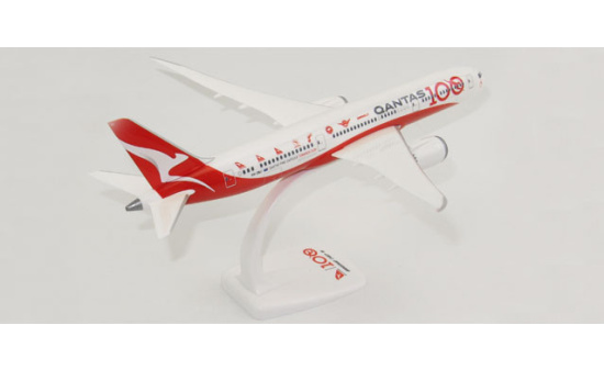 Herpa 612883 Qantas 100th Anniversary Boeing 787-9 Dreamliner 1:200