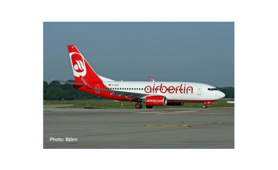 Herpa 534666 airberlin Boeing 737-700 D-AHXF 1:500