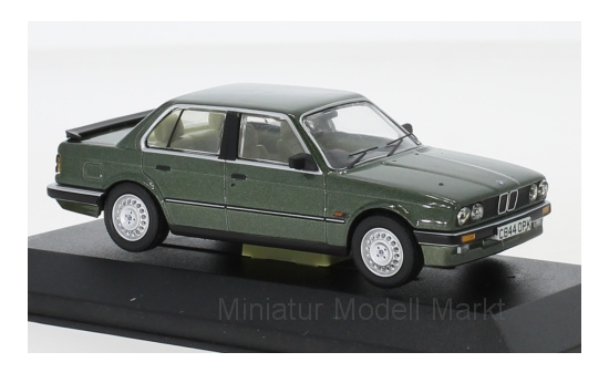 Vanguards VA13802 BMW 323i (E30), metallic-grün, RHD 1:43