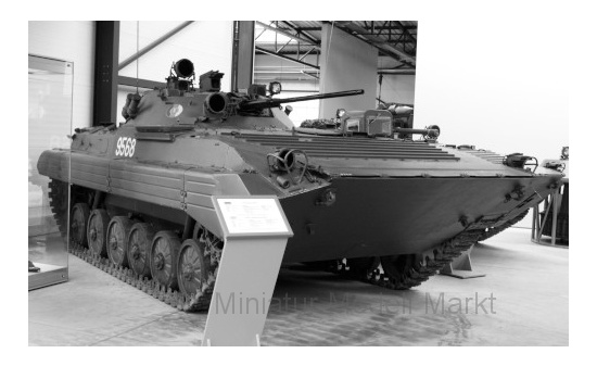 Premium ClassiXXs 47122 Panzer BMP-2, NVA 1:43