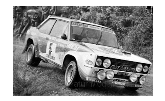 IXO 18RMC053B Fiat 131 Abarth, No.5, Rallye WM, Rally Portugal, W.Röhrl/C.Geistdörfer, 1980 1:18