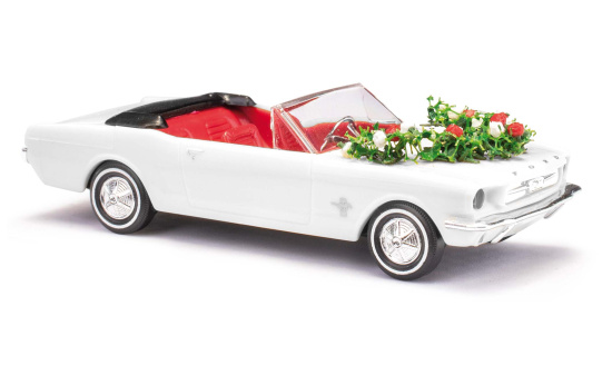 Busch 47527 Ford Mustang Cabrio, Hochzeit - Vorbestellung 1: