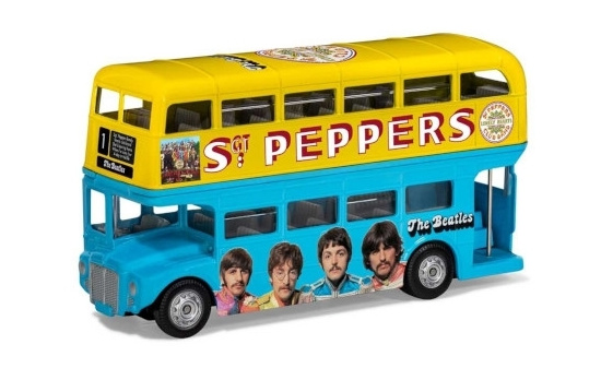 Corgi CC82339 - London Bus, RHD, The Beatles, Sgt. Peppers Lonely Hearts Club Band 1:64